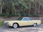 1961 Lincoln Continental Convertible - Image 3