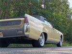 1961 Lincoln Continental Convertible - Image 4