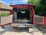 2004 Ford Excursion - Image 2