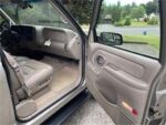 1999 Chevrolet Suburban - Image 10