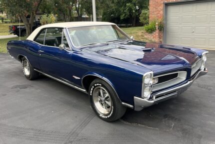 1966 Pontiac LeMans Hardtop Coupe 4-Speed