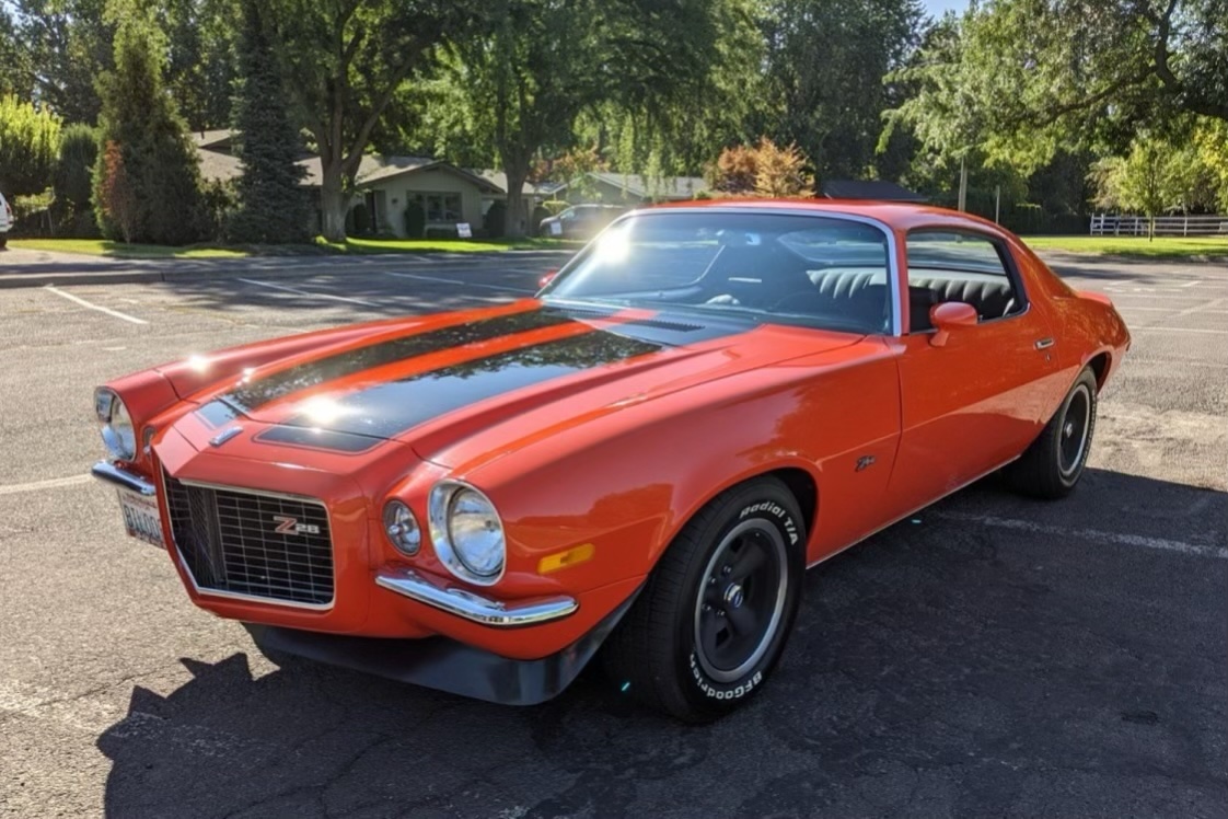 img_9269 1970 Chevrolet Camaro Z28 4-Speed. - Image 1