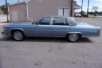 1987 Cadillac Brougham - Image 3
