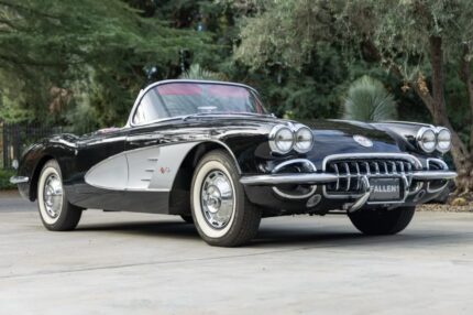 1959 Chevrolet Corvette 4-Speed.